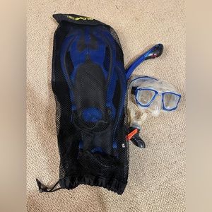Body glove snorkel set size s/m (4 1/2 a 8 1/2)